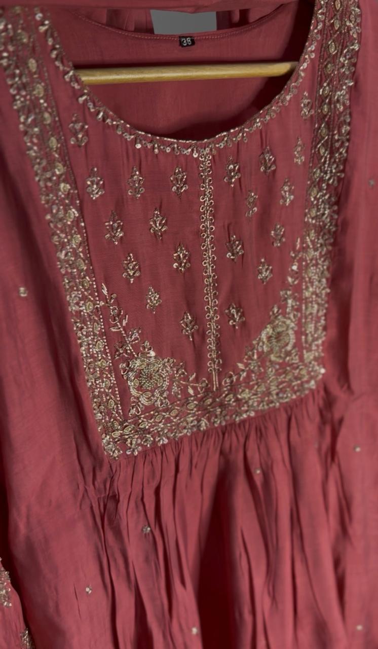 Gulbahar Brick – Surat Mul Chanderi A-Line Three Piece Suit