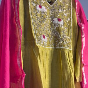 Lemongrass Green Banarasi Bloom